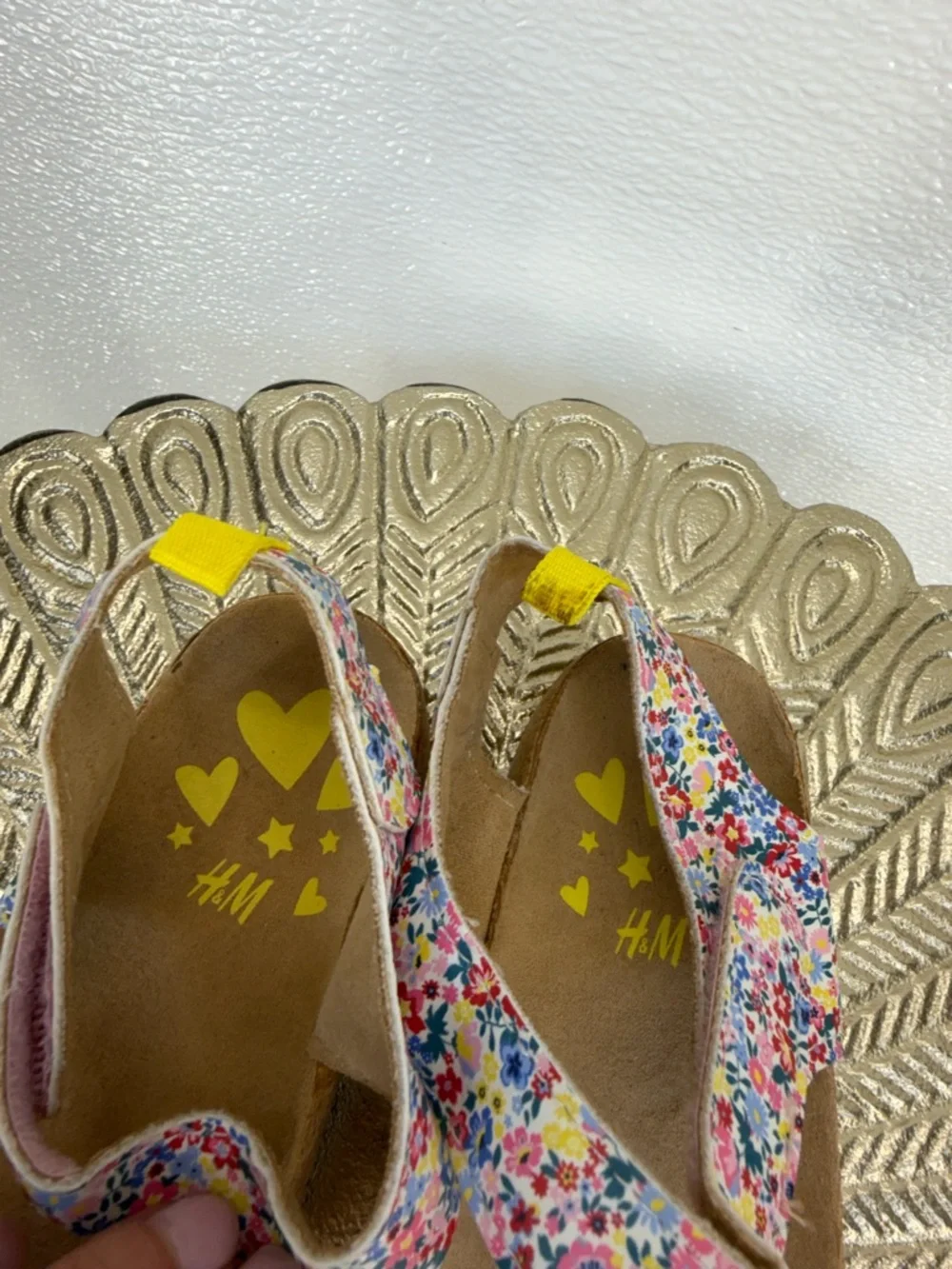 H&M Kids Floral‎ Sandals Size 2 Cork Footbed Yellow Sole Summer Cute